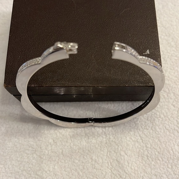 Kate Spade bangle bracelet - Picture 3 of 7